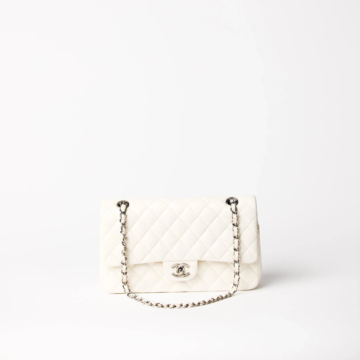 Geanta de Umar Chanel Classic Double Flap Alba