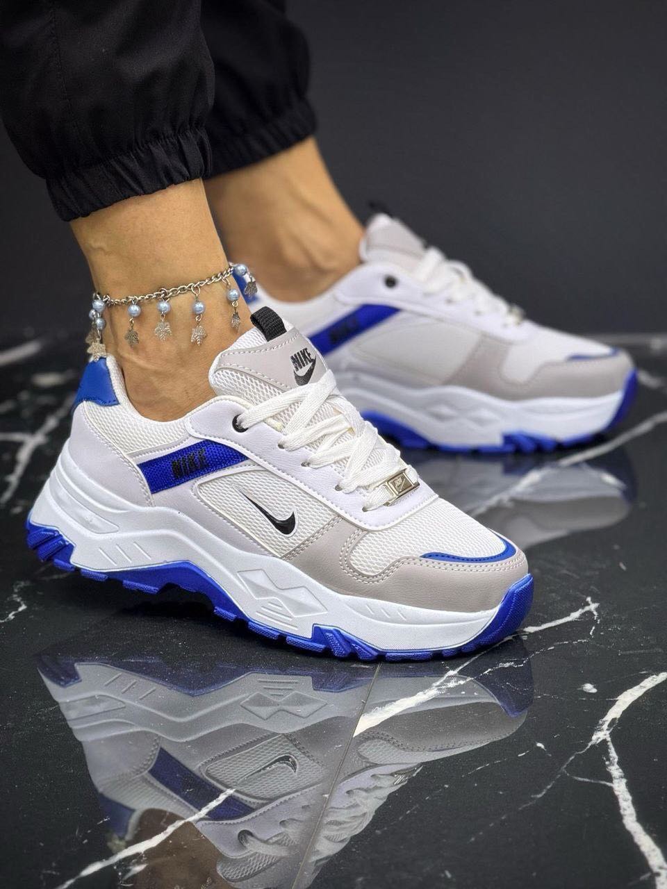 Nike Air Trail