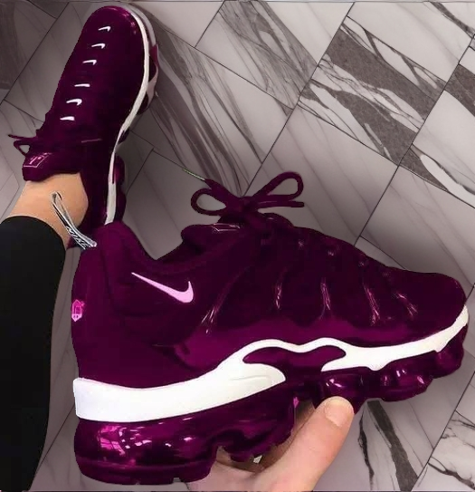 Adidași Nike ViPorMax – Energie și Atitudine la Fiecare Pas